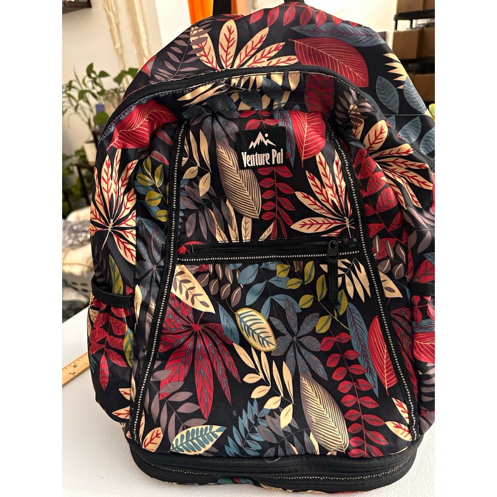 Venture Pal Floral Backpack Black/Multicolor Zip, Bottle Pocket